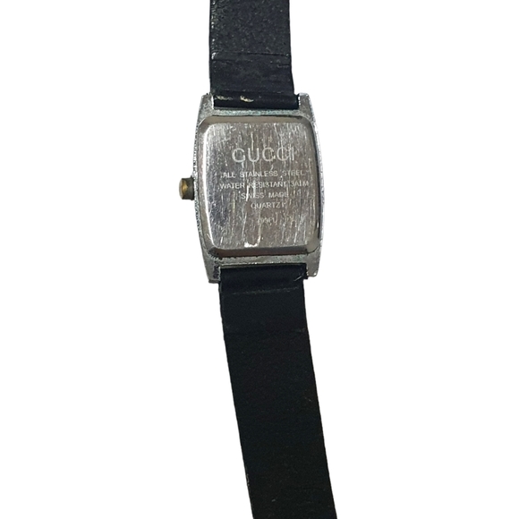 Vintage Gucci women\'s watch. main image 7